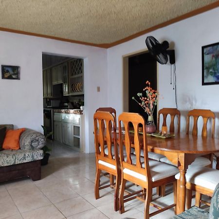 Gables Vacation Rentals With Private Gated Parking Onsite Knockpatrick Dış mekan fotoğraf