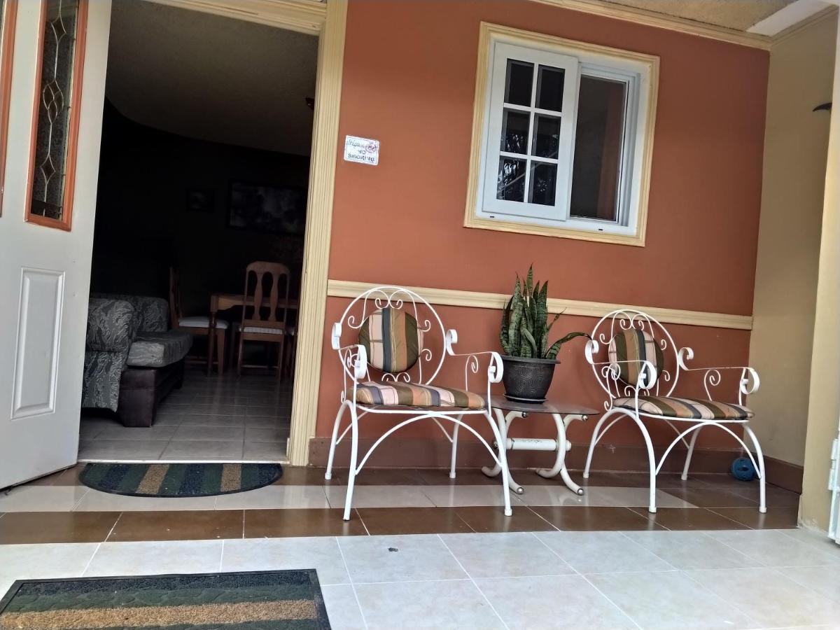 Gables Vacation Rentals With Private Gated Parking Onsite Knockpatrick Dış mekan fotoğraf