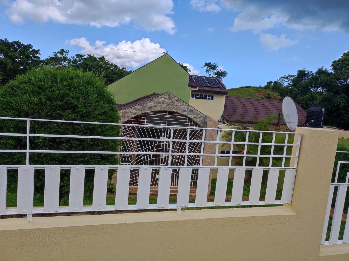 Gables Vacation Rentals With Private Gated Parking Onsite Knockpatrick Dış mekan fotoğraf