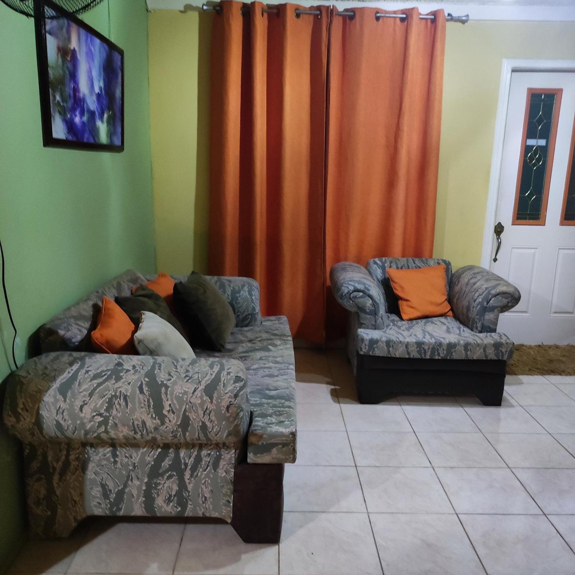 Gables Vacation Rentals With Private Gated Parking Onsite Knockpatrick Dış mekan fotoğraf